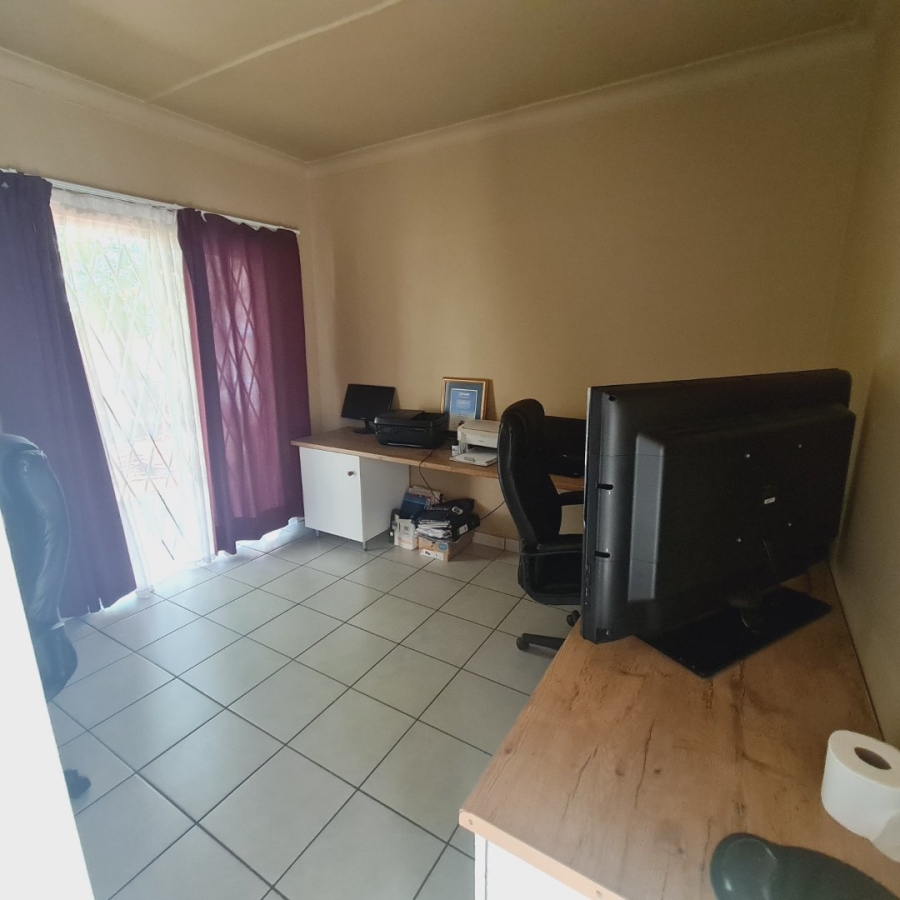 3 Bedroom Property for Sale in Universitas Free State